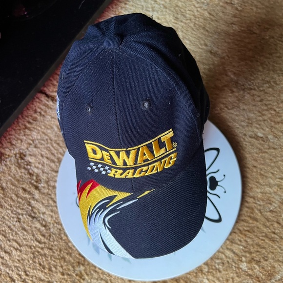 Nascar DeWalt Roush Racing Cap Hat Adjustable with Flames Matt Kenseth #17. - Picture 10 of 16